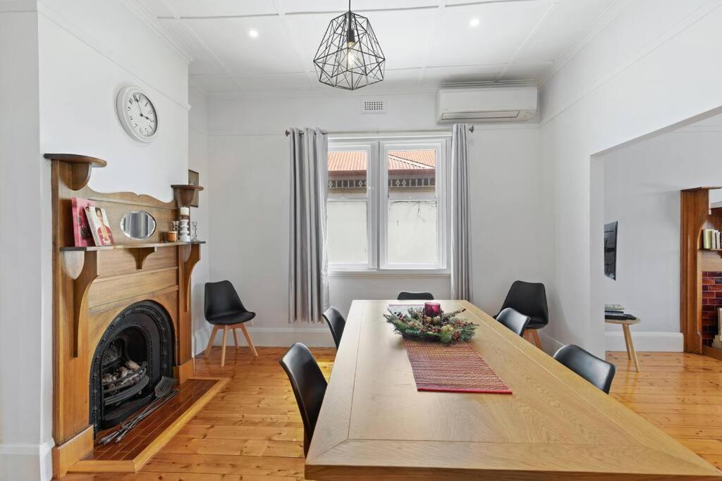 Apartment Mid Century 1930 Beautifully Renovated Californian Bunglow