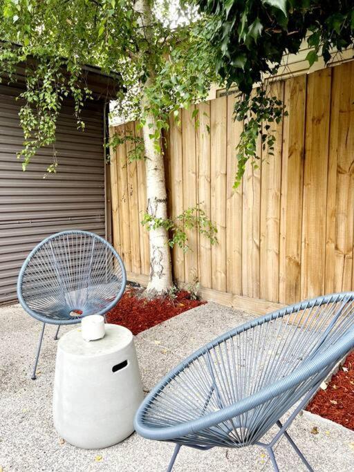 Mid Century 1930 Beautifully Renovated Californian Bunglow *